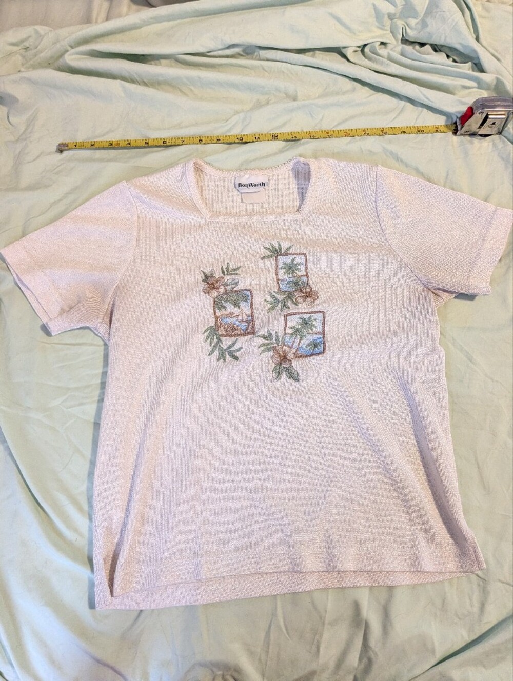 BonWorth White Embroidered Tropical Motif Short Sleeve Top
